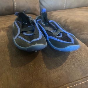 Boys swim shoes